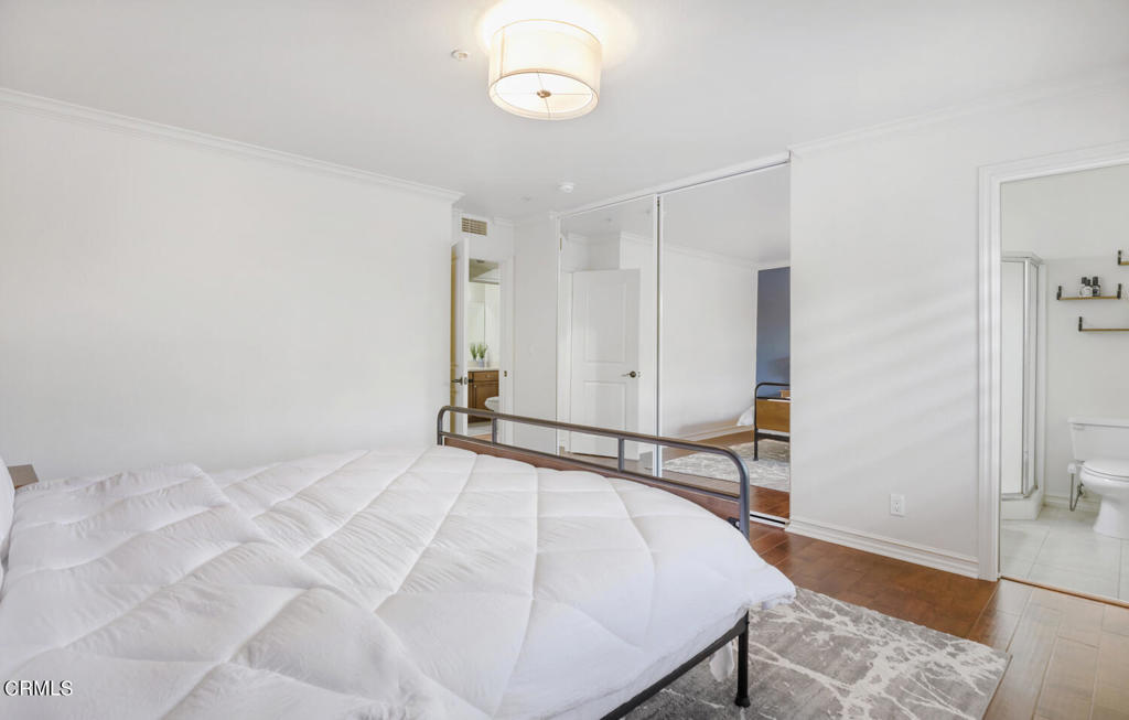 420 S Oak Knoll Avenue 6