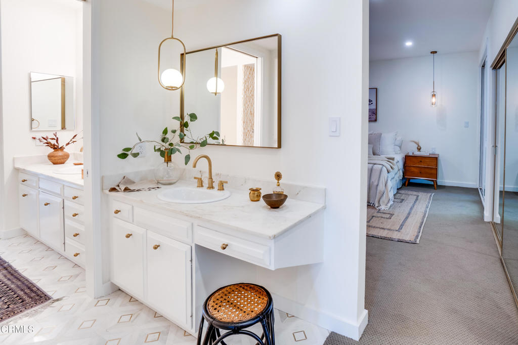 720 S Orange Grove Boulevard 7