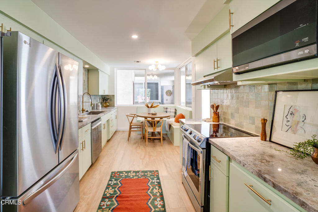 720 S Orange Grove Boulevard 7