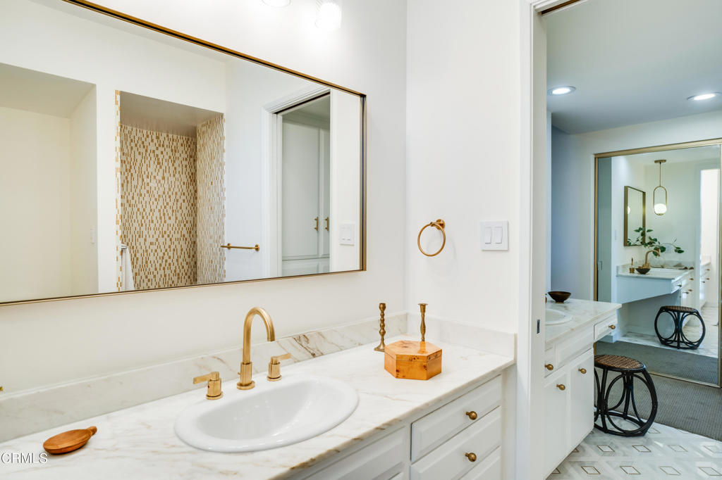 720 S Orange Grove Boulevard 7