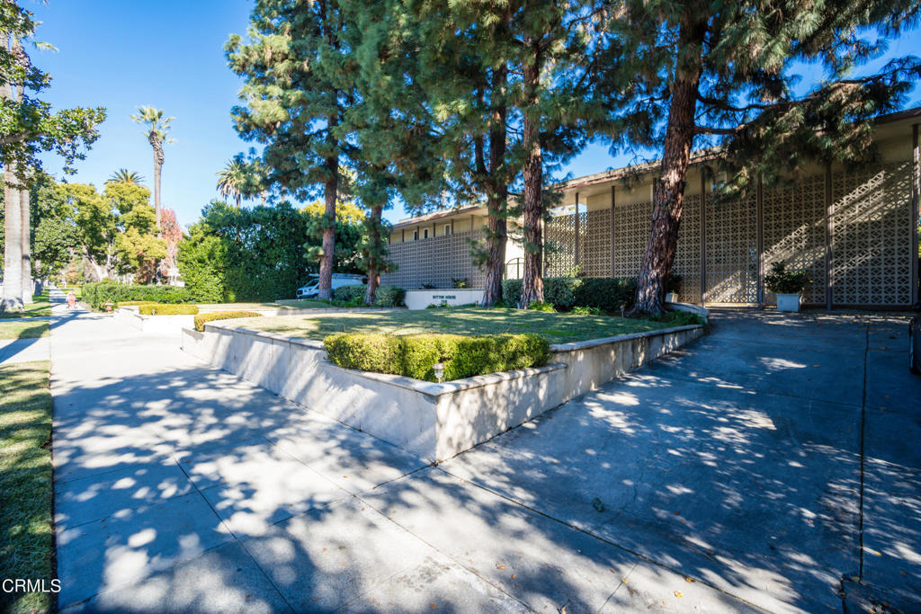 720 S Orange Grove Boulevard 7