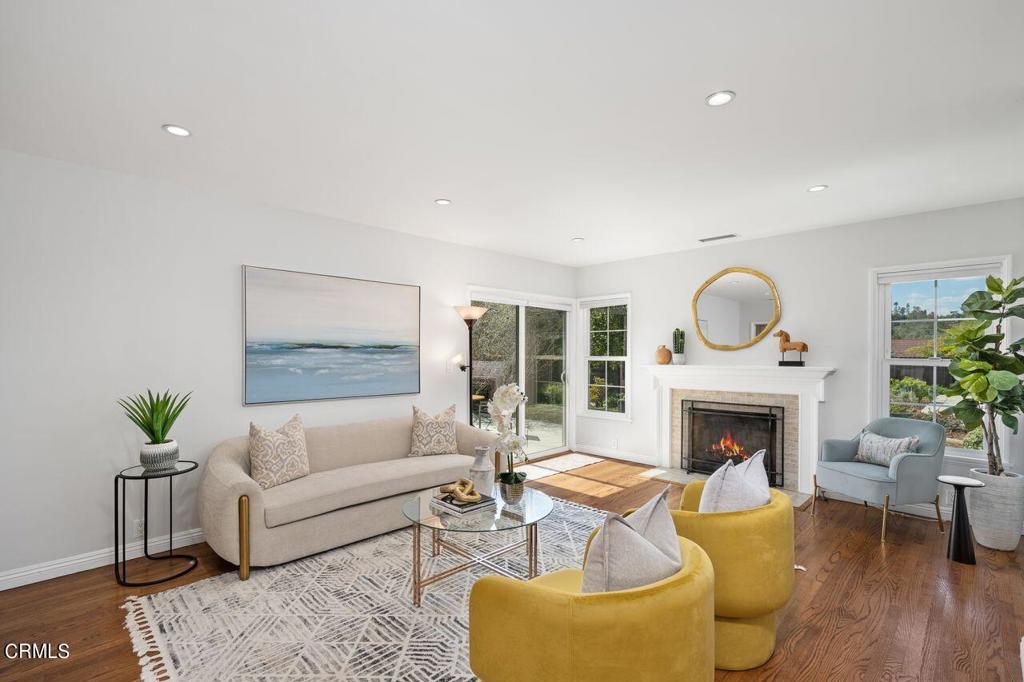 1221 S Los Robles Avenue