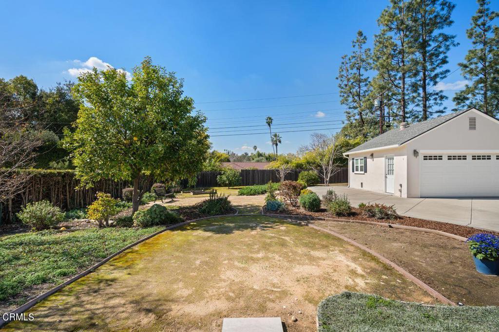 1221 S Los Robles Avenue