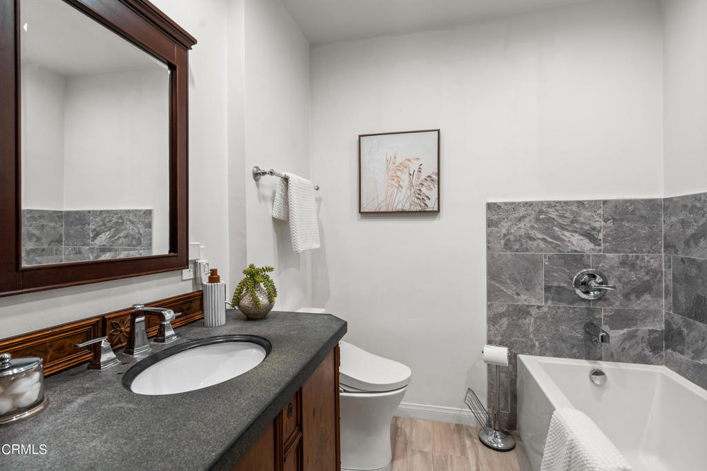 2616 Topsfield Street