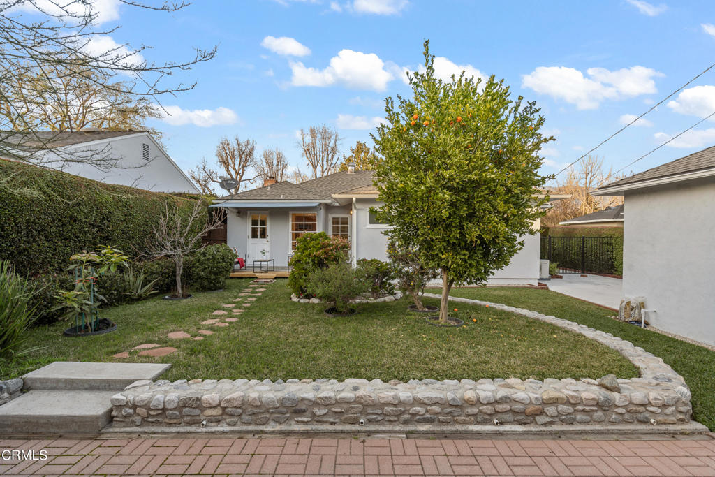 2616 Topsfield Street