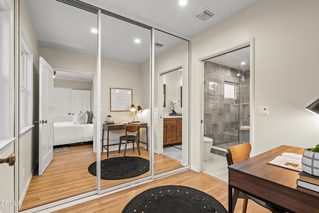 2616 Topsfield Street