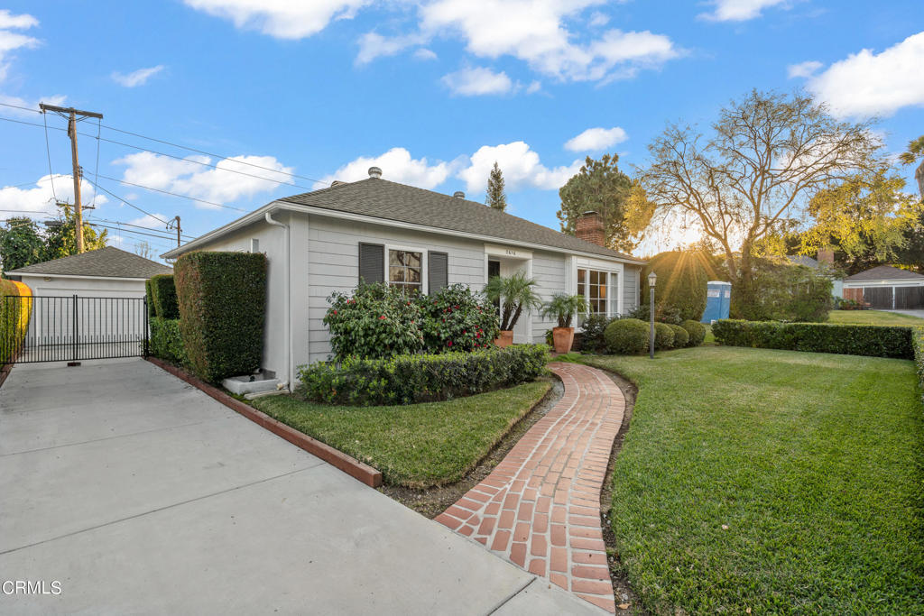 2616 Topsfield Street