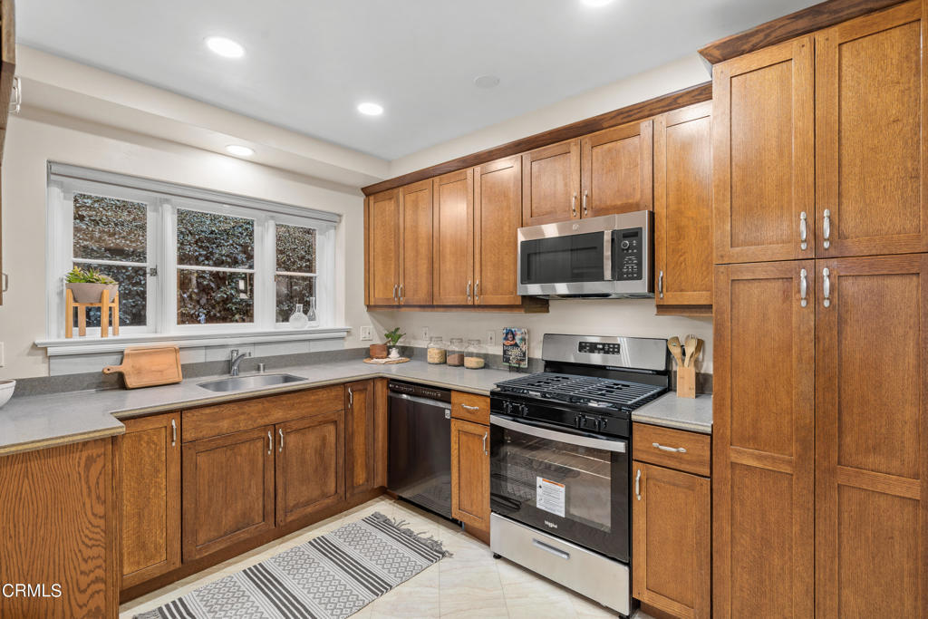 2616 Topsfield Street