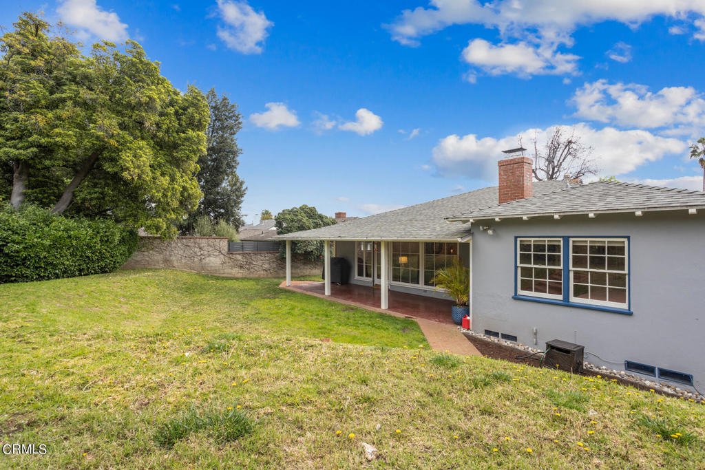 1715 E Calaveras Street