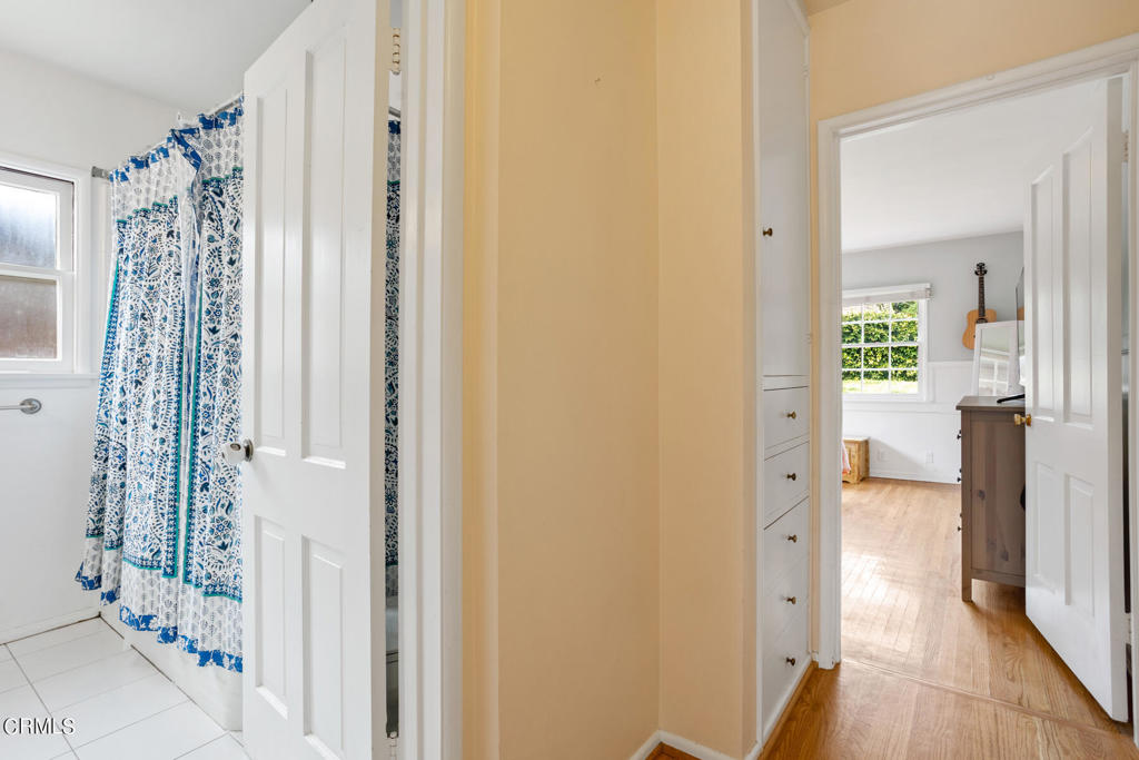 1715 E Calaveras Street