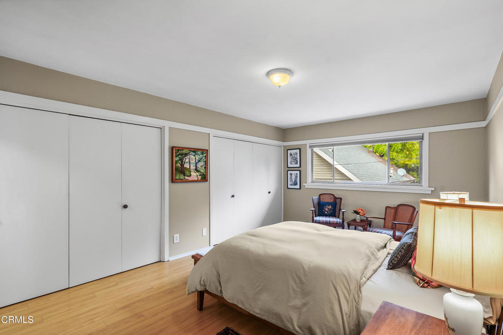 330 S Oakland Avenue 8