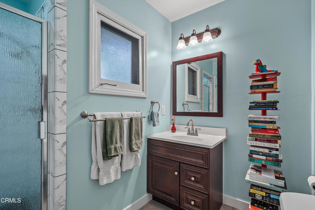 330 S Oakland Avenue 8