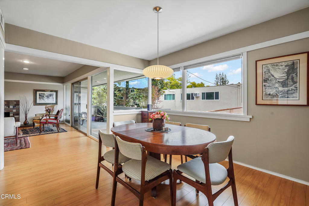 330 S Oakland Avenue 8