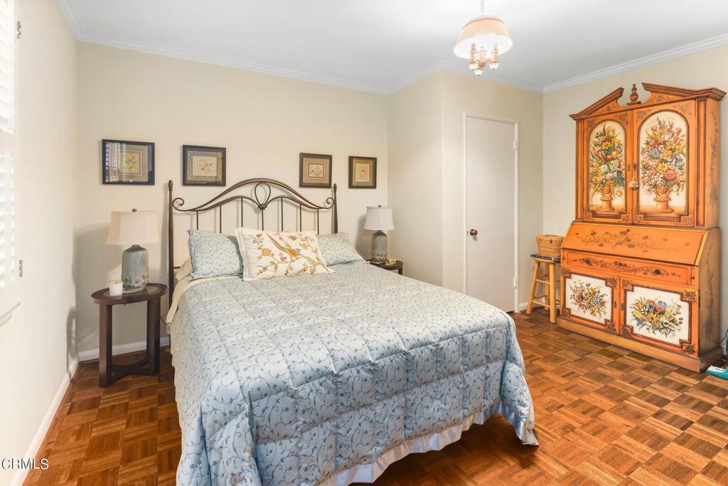 1060 San Marino Avenue