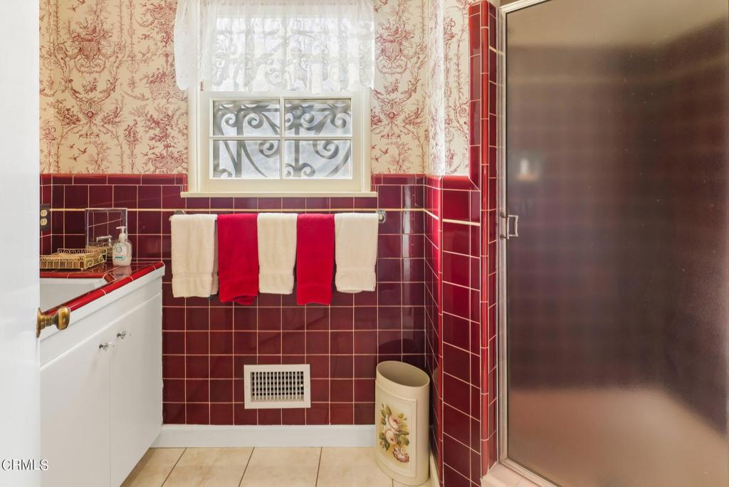 1060 San Marino Avenue