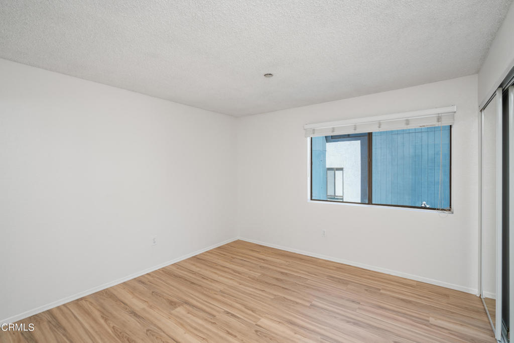 355 S Marengo Avenue 202