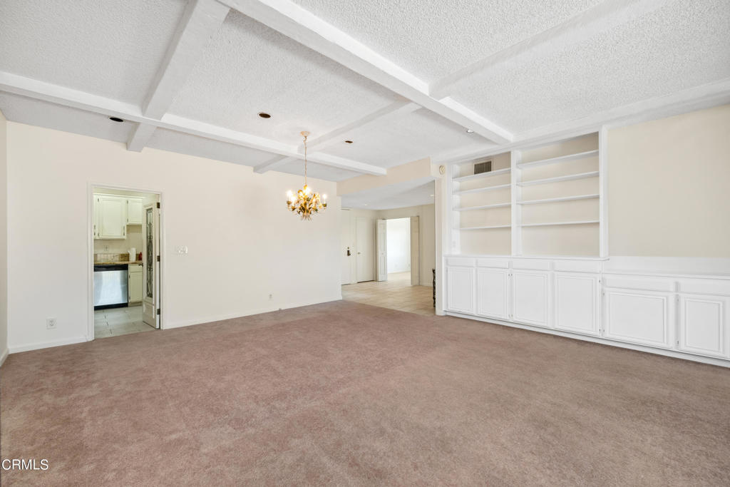 111 S Orange Grove Boulevard 309