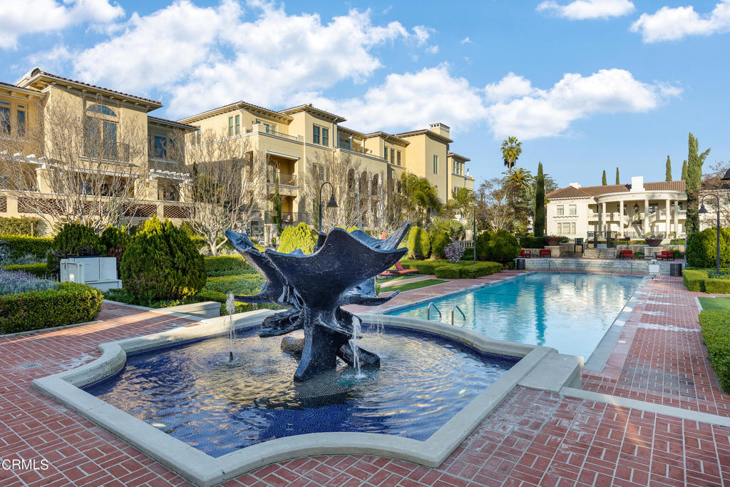 200 S Orange Grove Boulevard 207