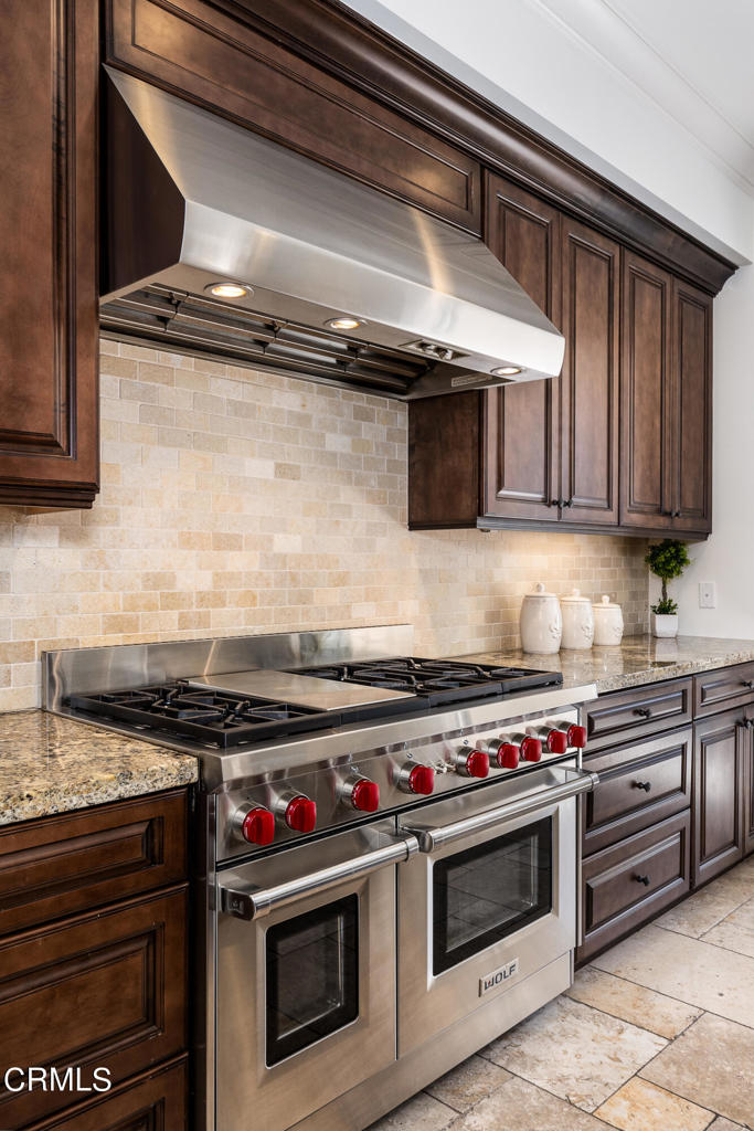 200 S Orange Grove Boulevard 207