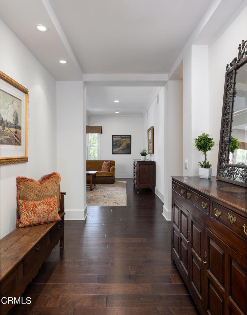 200 S Orange Grove Boulevard 207