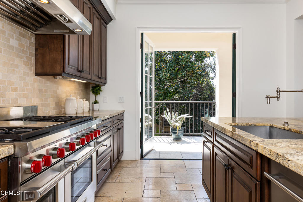 200 S Orange Grove Boulevard 207