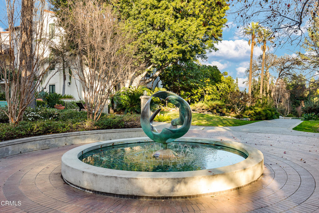 200 S Orange Grove Boulevard 207