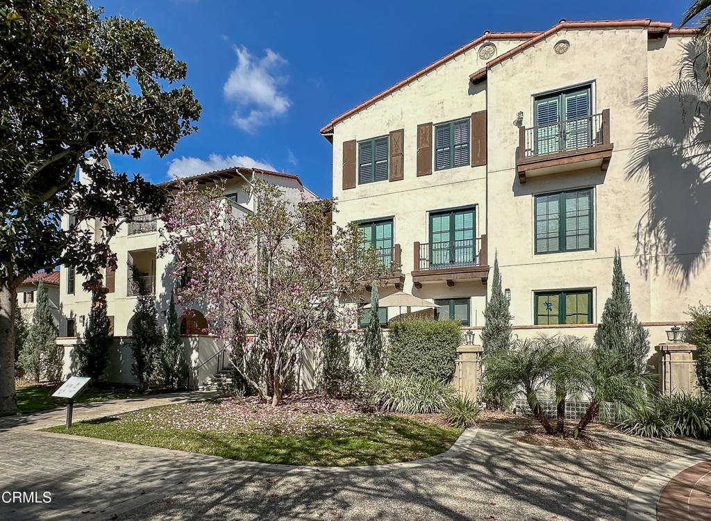 200 S Orange Grove Boulevard 207