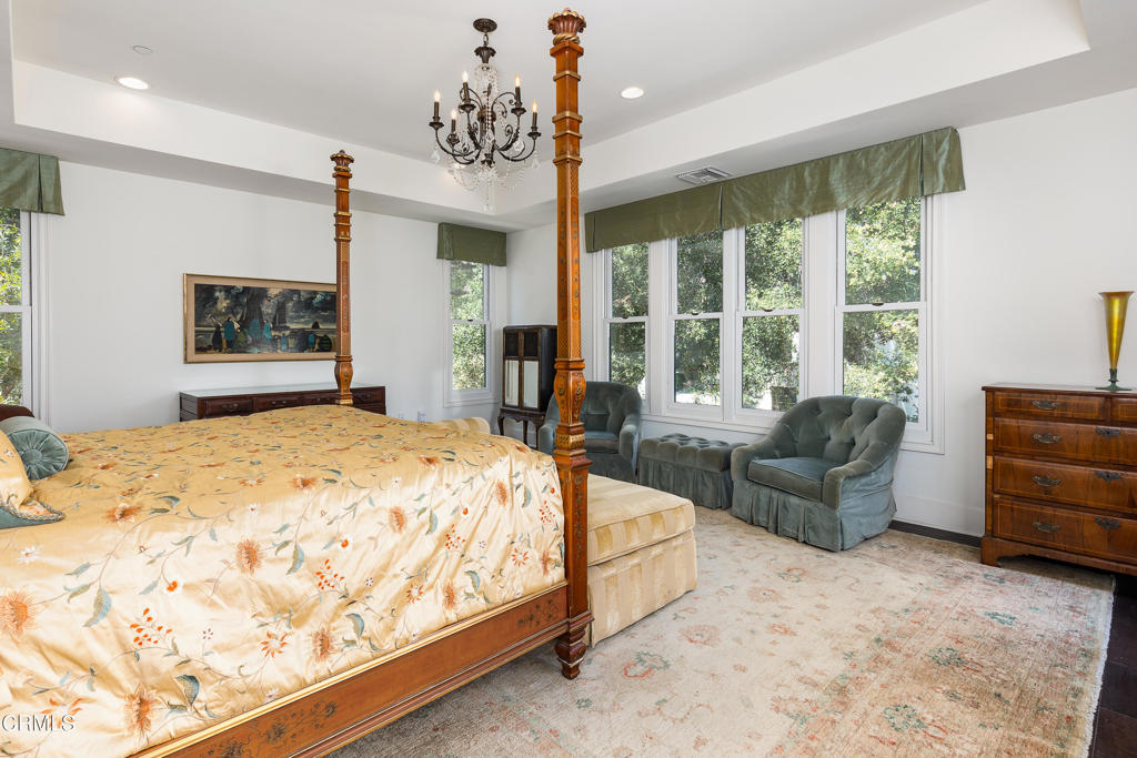 200 S Orange Grove Boulevard 207