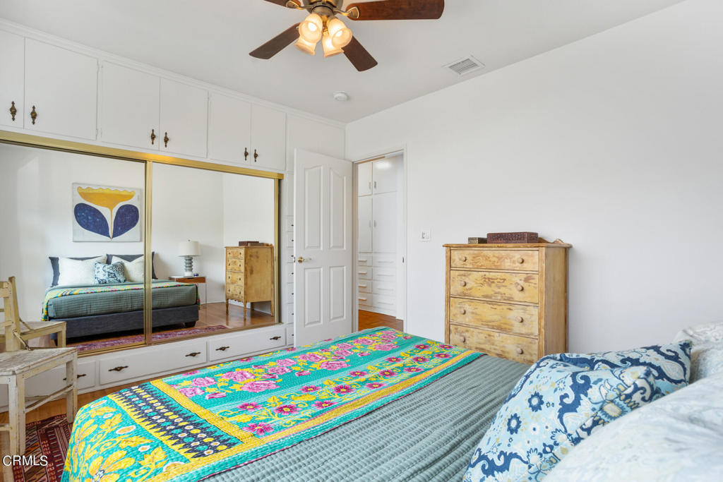 695 Glenmore Boulevard