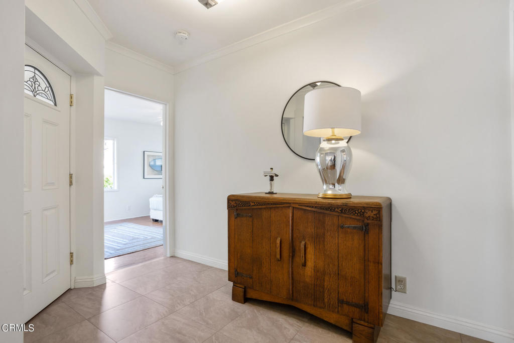 695 Glenmore Boulevard