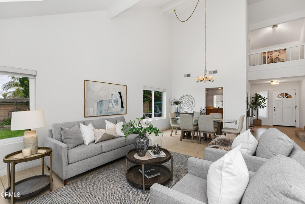 1212 Paseo Los Gavilanes