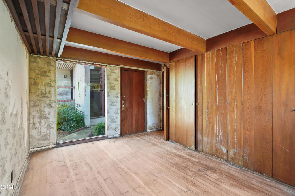 5632 Green Oak Drive