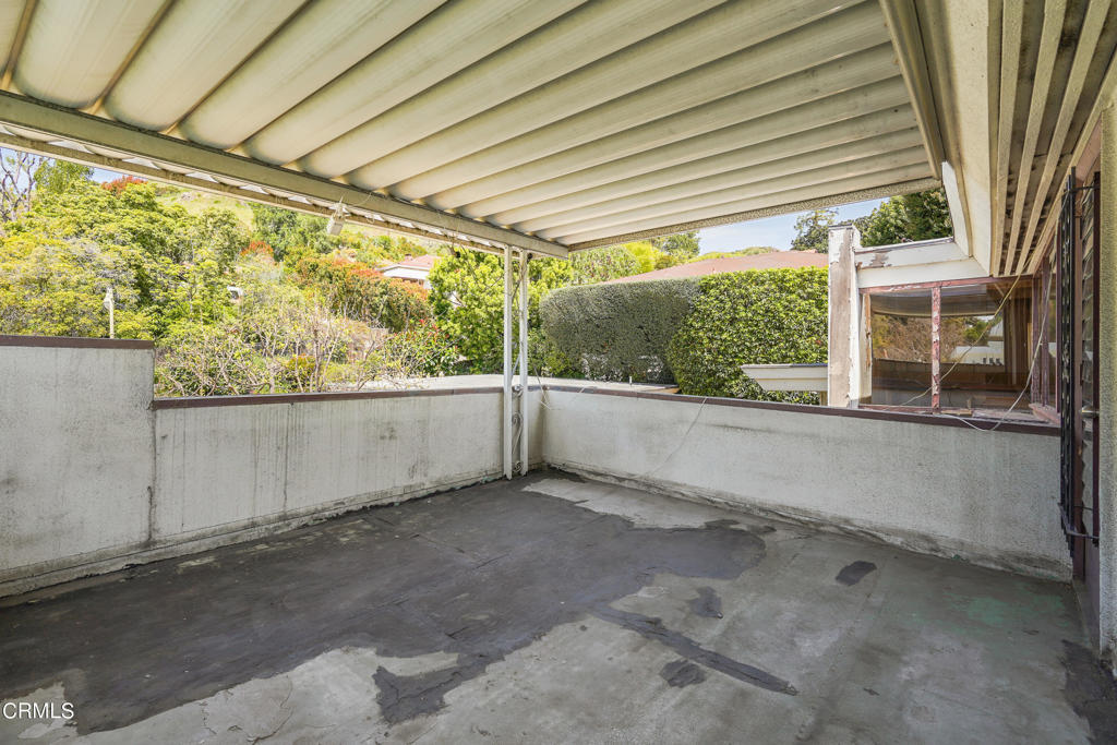 5632 Green Oak Drive