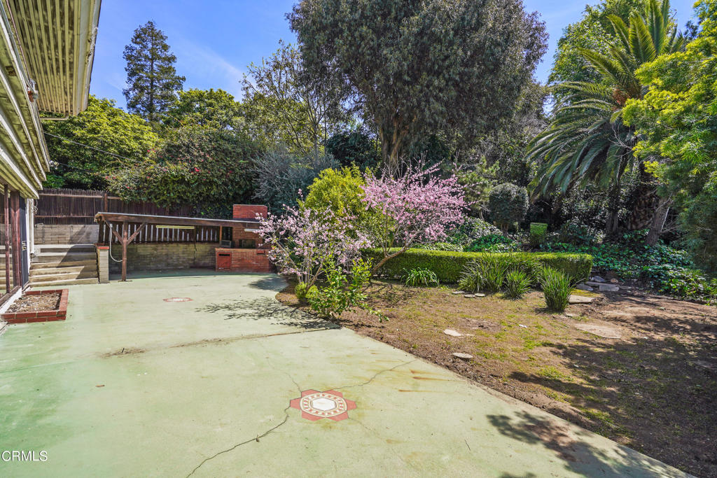 5632 Green Oak Drive