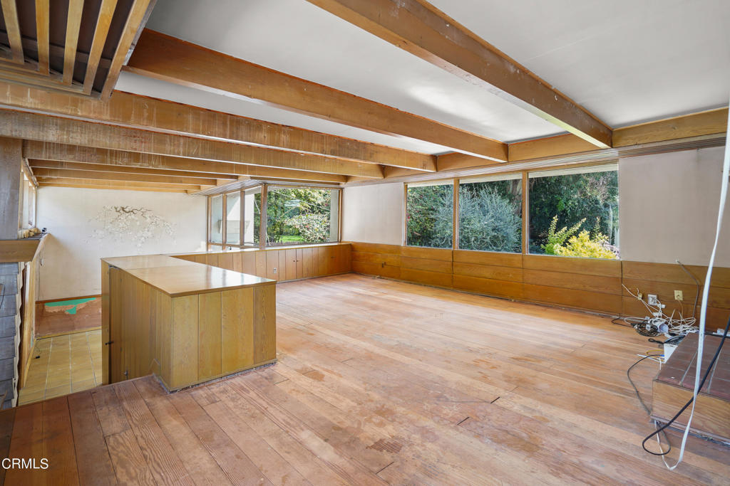 5632 Green Oak Drive