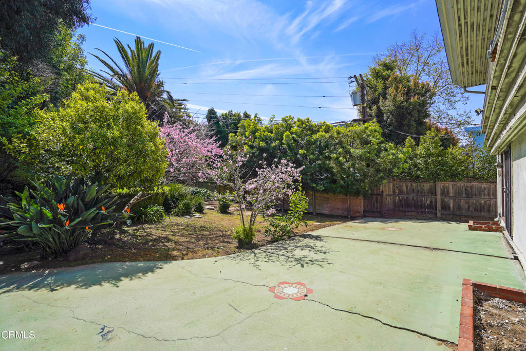 5632 Green Oak Drive