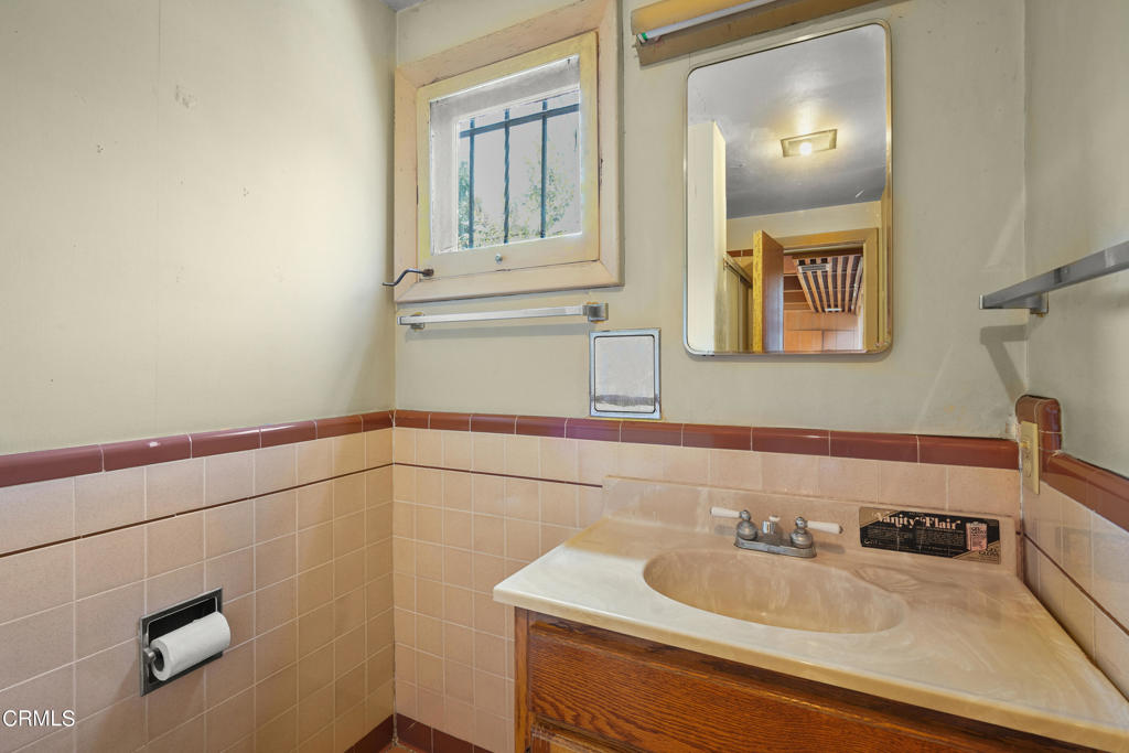 5632 Green Oak Drive