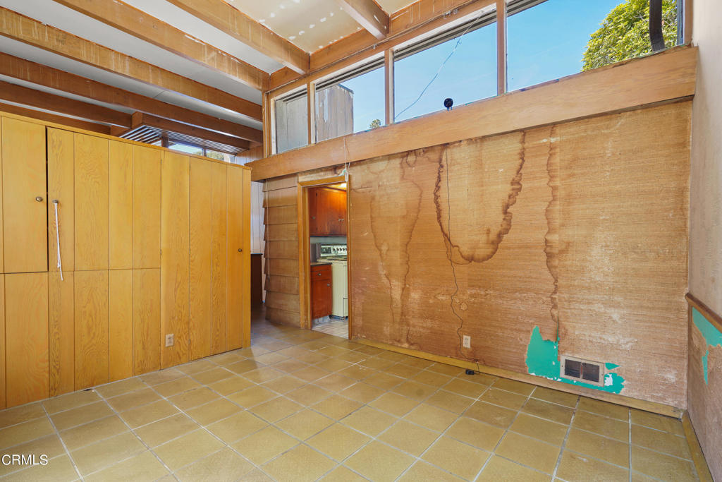 5632 Green Oak Drive