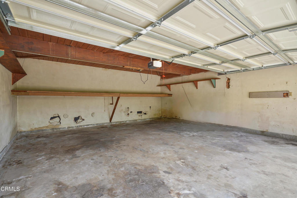 5632 Green Oak Drive