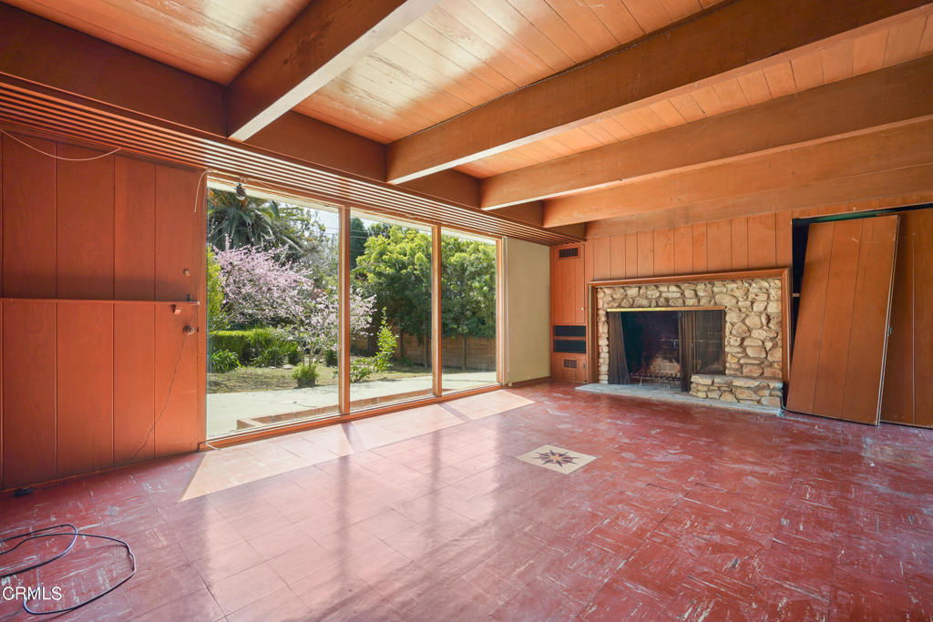 5632 Green Oak Drive