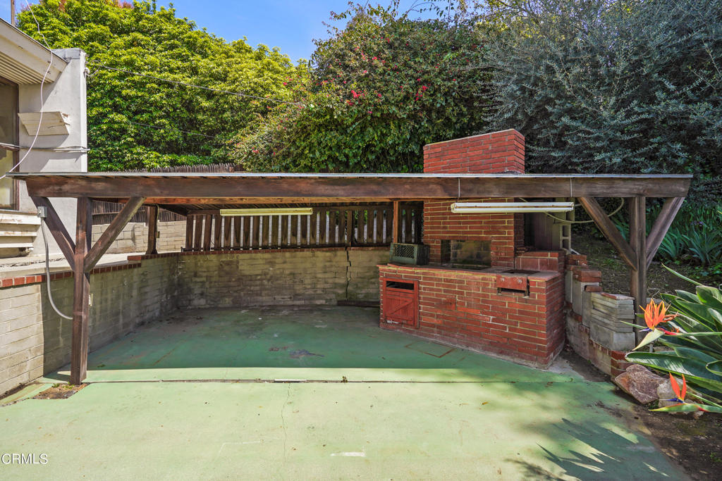 5632 Green Oak Drive