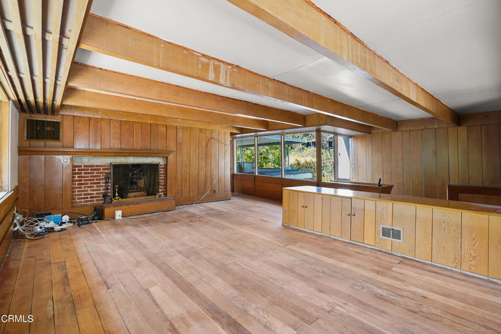 5632 Green Oak Drive