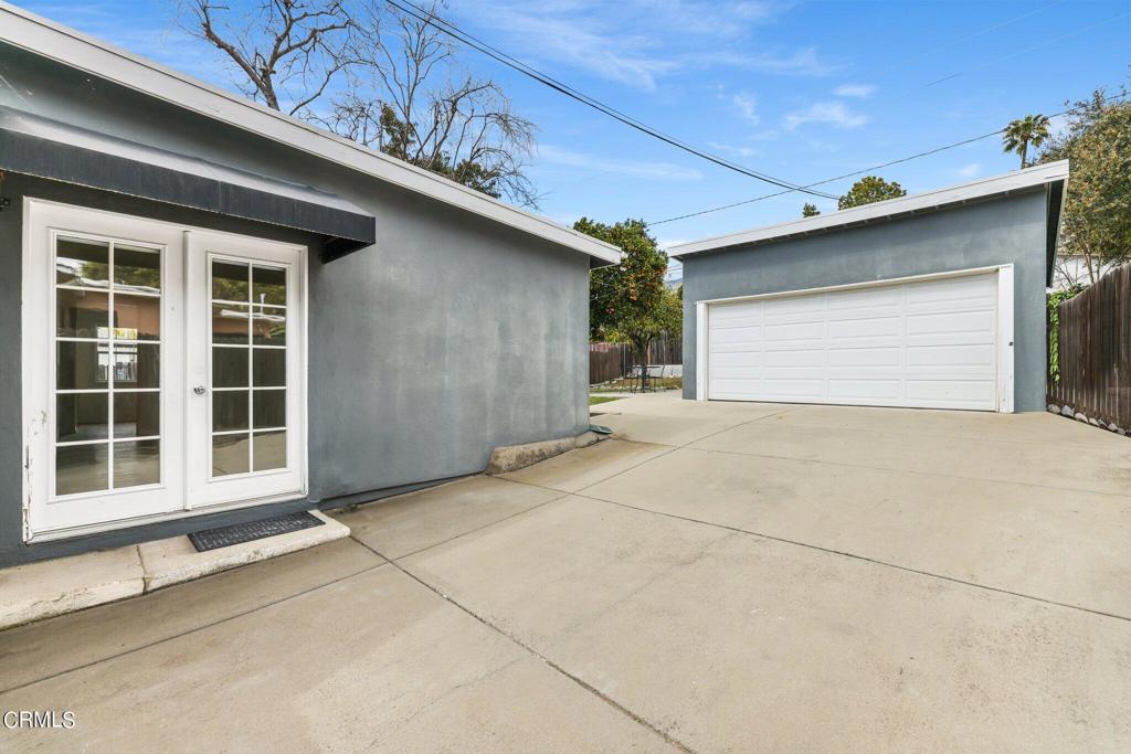 321 E Poppyfields Drive