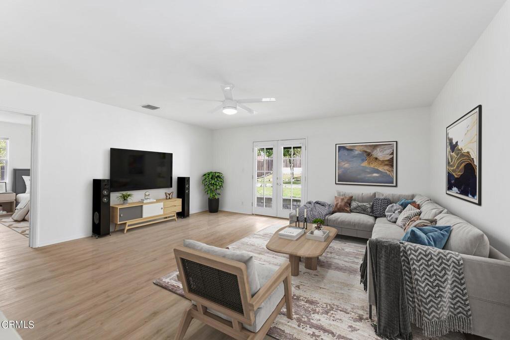 321 E Poppyfields Drive