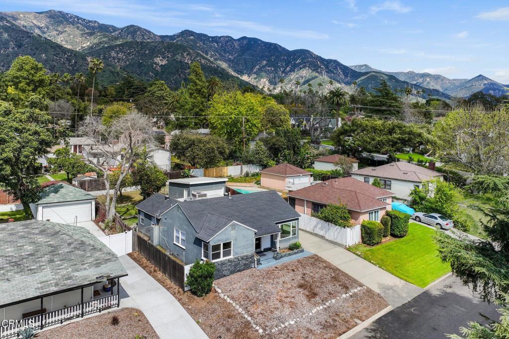 321 E Poppyfields Drive