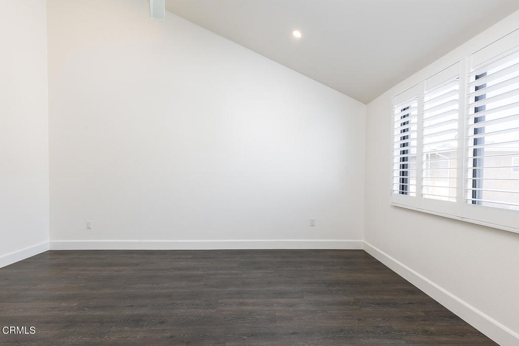 596 W Huntington Drive A