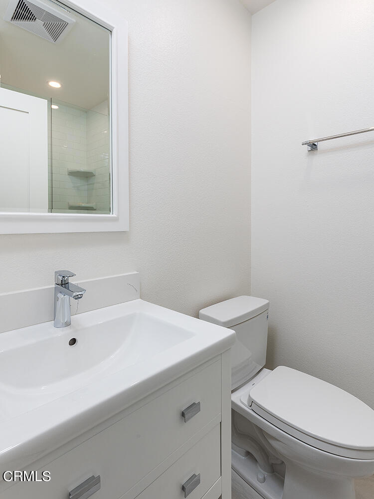 596 W Huntington Drive A