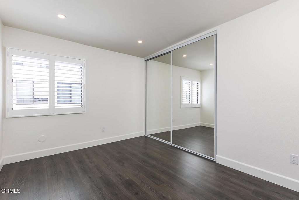 596 W Huntington Drive A