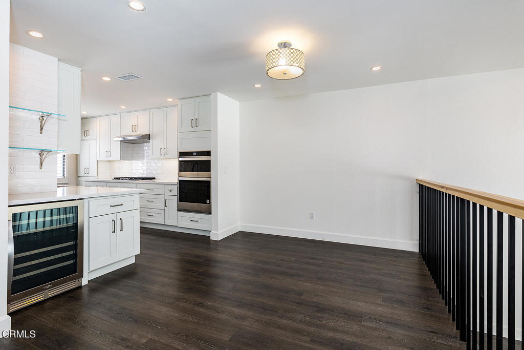 596 W Huntington Drive A