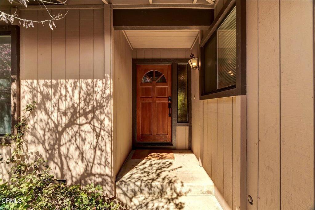 40946 Cherokee Oaks Drive